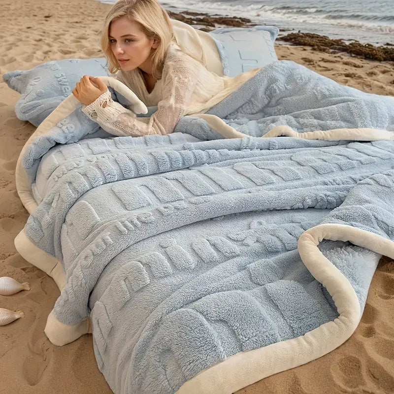 Athenara™ | Luxurious Velvet Blanket – Soft Embossed Velvet, Green, Perfect for Bedrooms & Travel