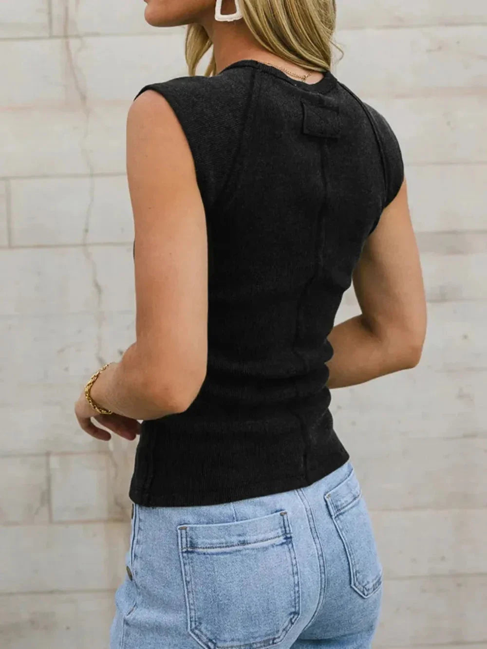 Exposed Seam Round Neck Tank